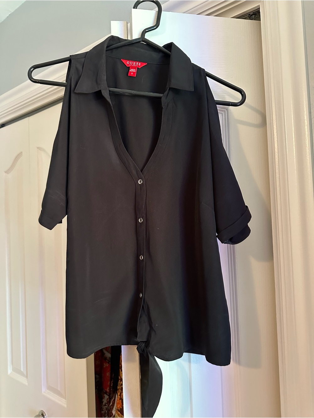 Guess Black Cold-Shoulder Button-Up Tie Hem Top